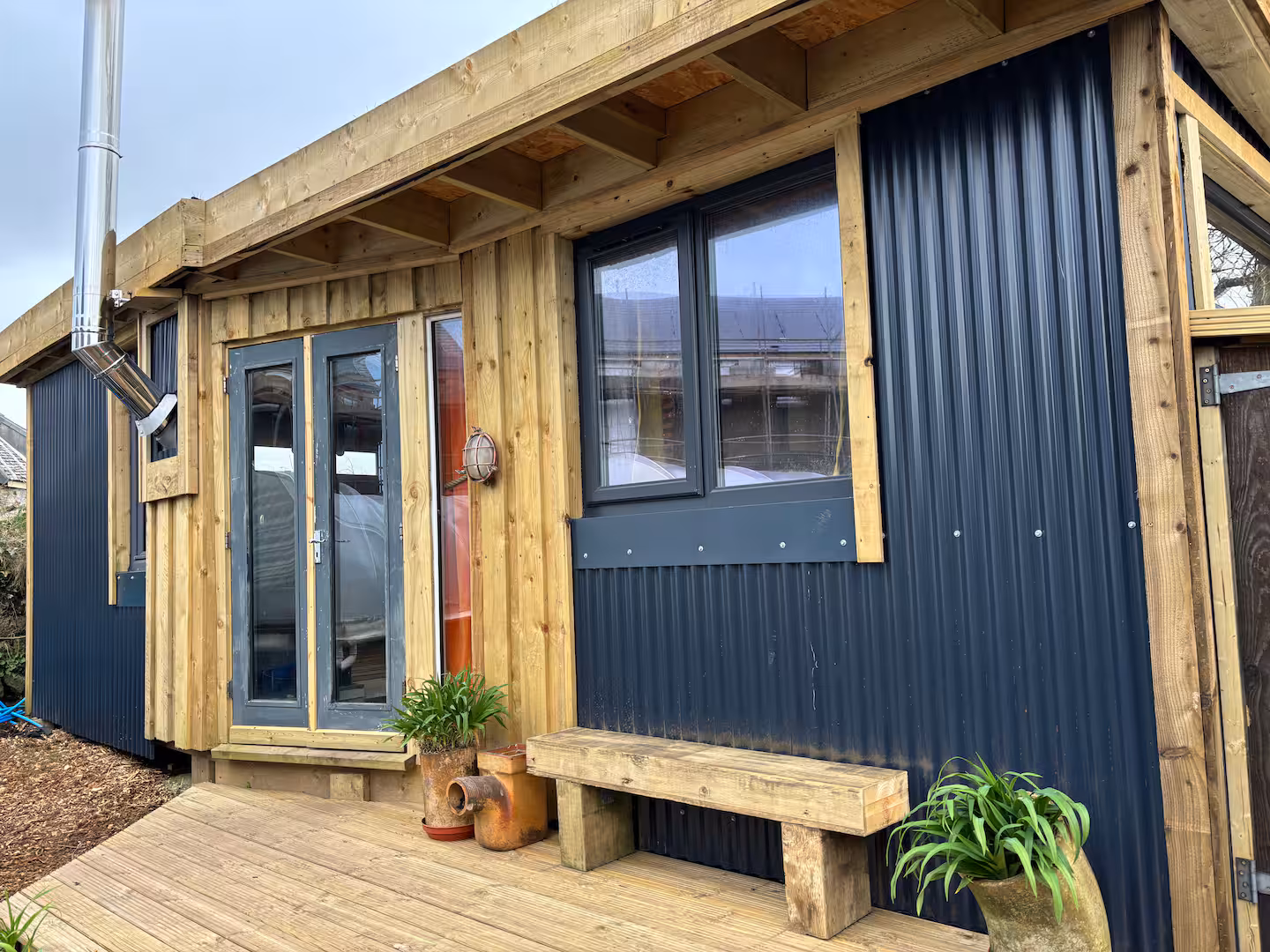 The Snug exterior / setting